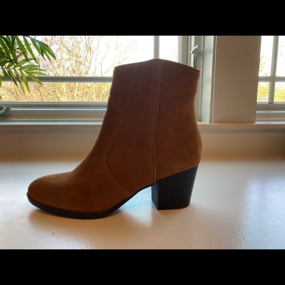 Never worn taupe booties